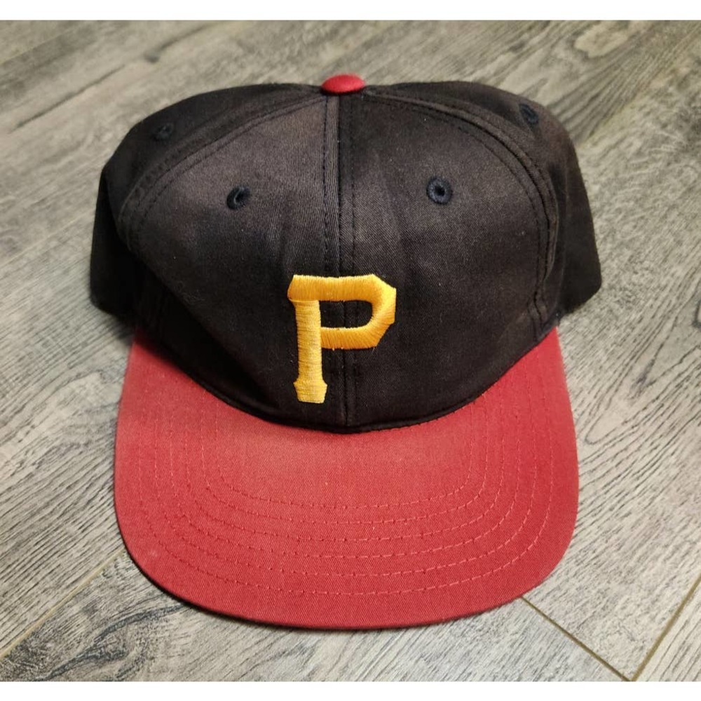 Vintage Pittsburgh Pirates MLB American Needle Snapback Hat Cap
